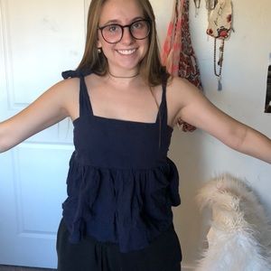 Flowy navy shirt with adjustable straps